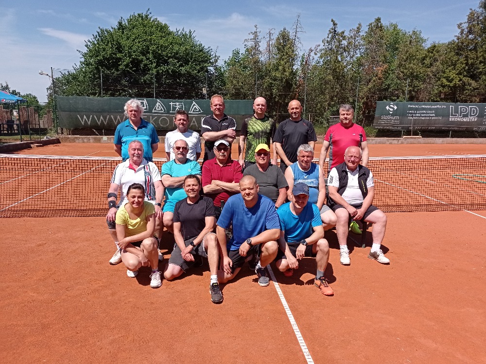 senior-cup-2022-gefab-vsichni.jpg